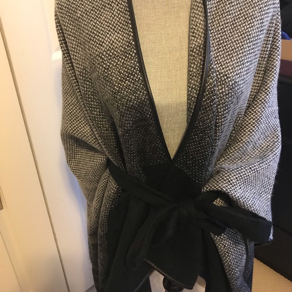 Accessories - Springtime in Paris poncho scarf jacket